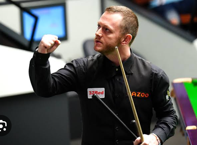 RONNIE ALLEN AND JUDD TRUMP ARE INVOLVED IN THE WORLD GRAND PRIX   Screenshot 20240120 223832 