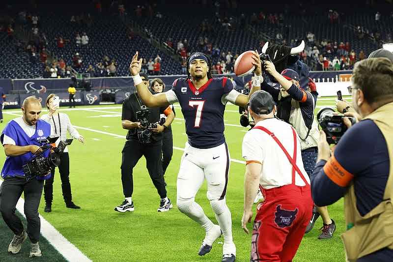 Ravens Prepare For Playoff Matchup With Texans Notwithstanding Earlier ...